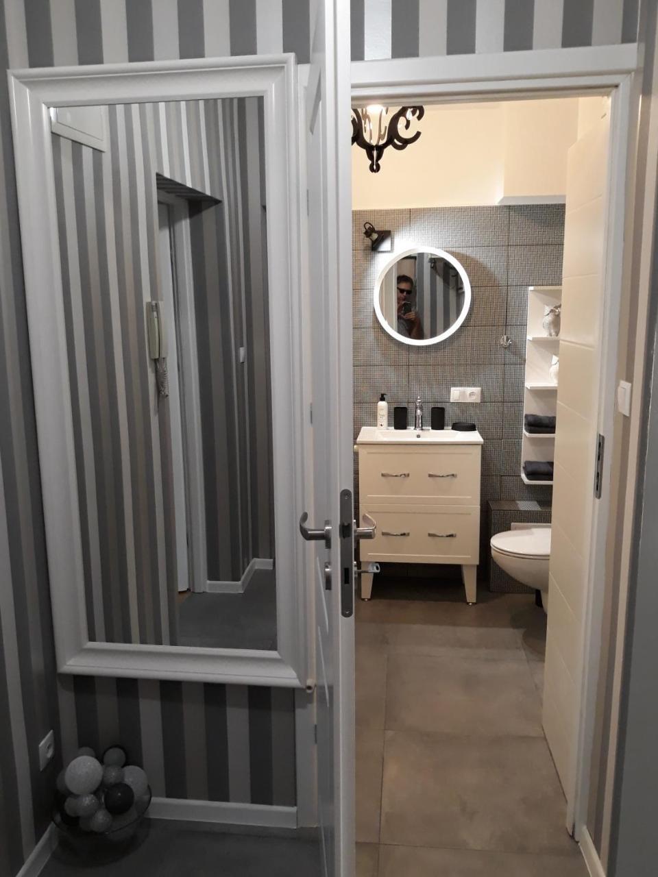 2 Bedroom City Center Apartment 카토비체 외부 사진